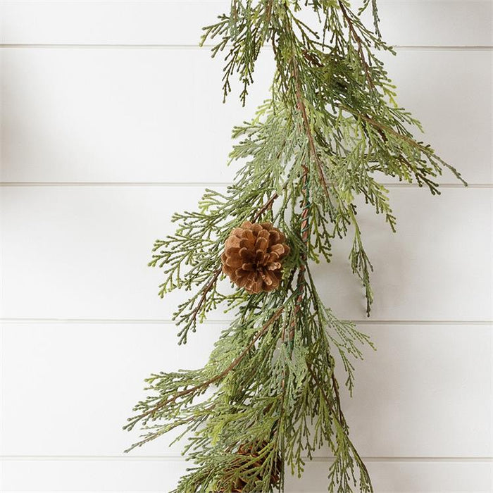Cedar + Pinecone Garland