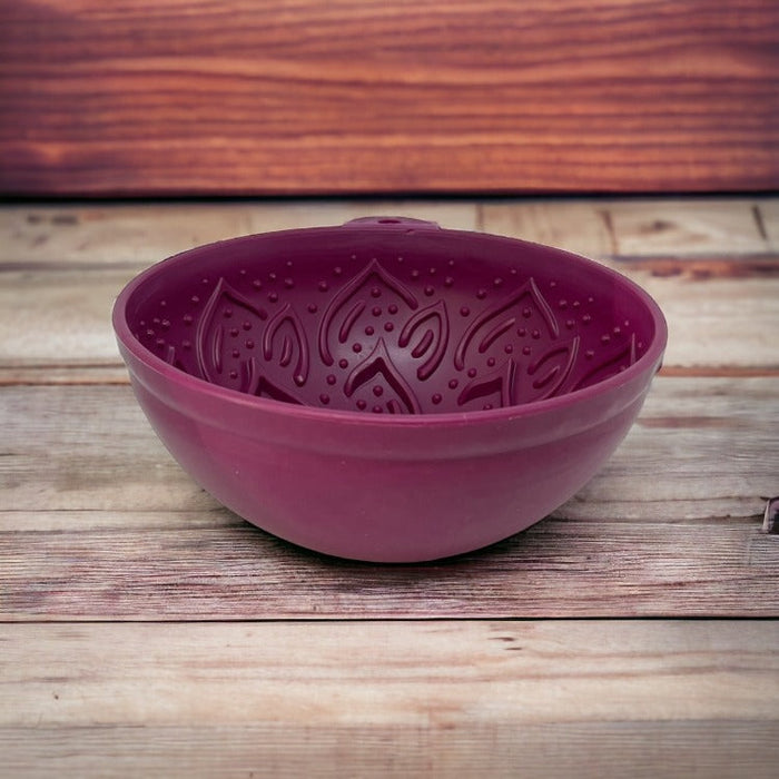 Garden Tipsy Wobble Lick Bowl