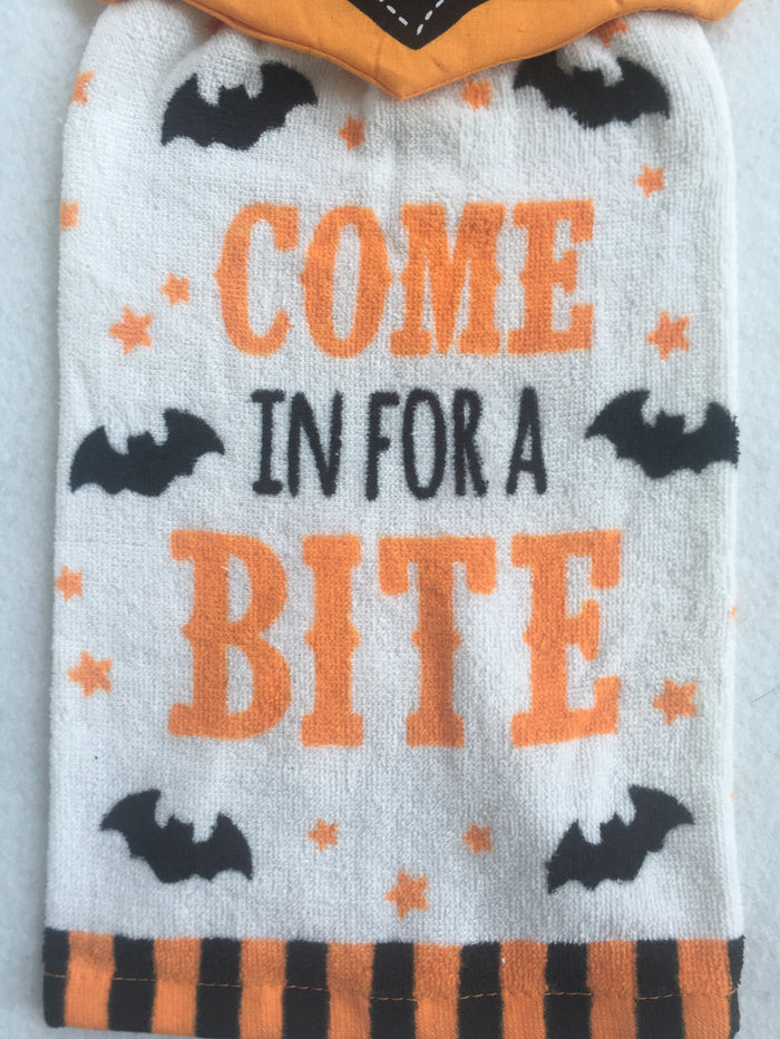 Halloween Come In For A Bite Kitchen Tie Towel