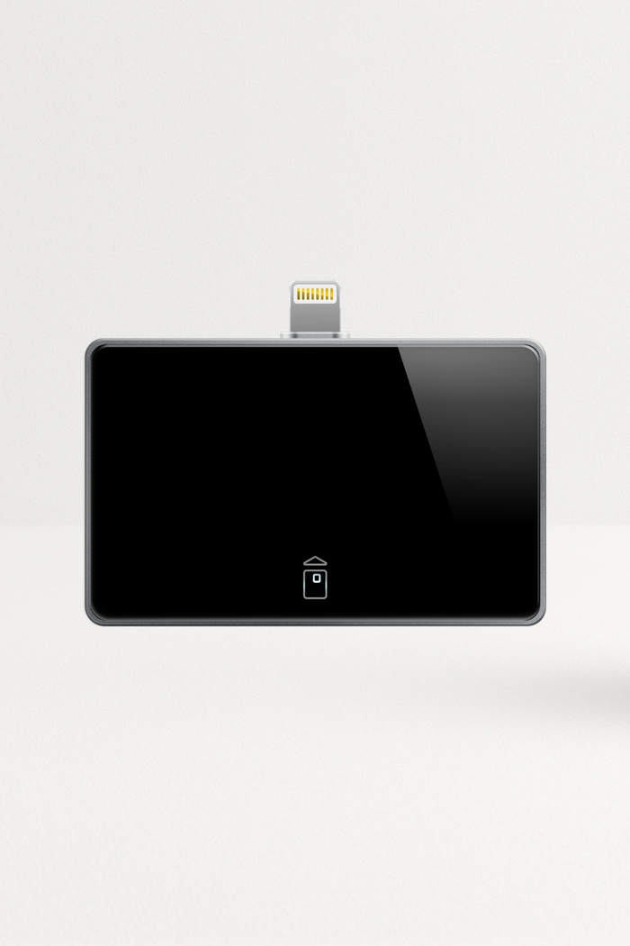 iR301-C56 Lightning Smart Card Reader