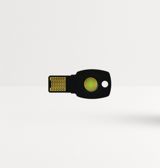 K9+ USB-A NFC PIV Security Key