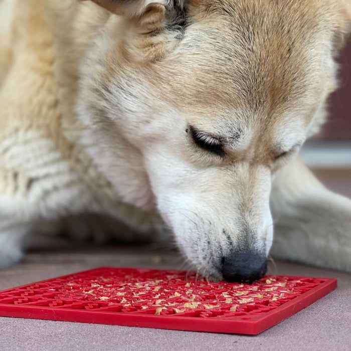 Peace Christmas Tree Lick Mat
