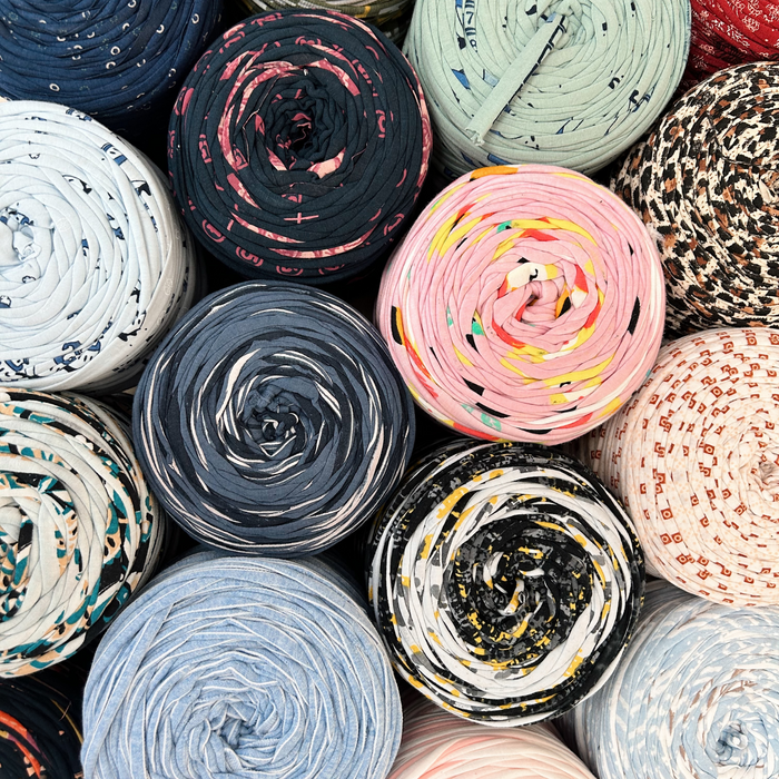Printed Recycled T-Shirt Fabric Yarn - Rose Dune