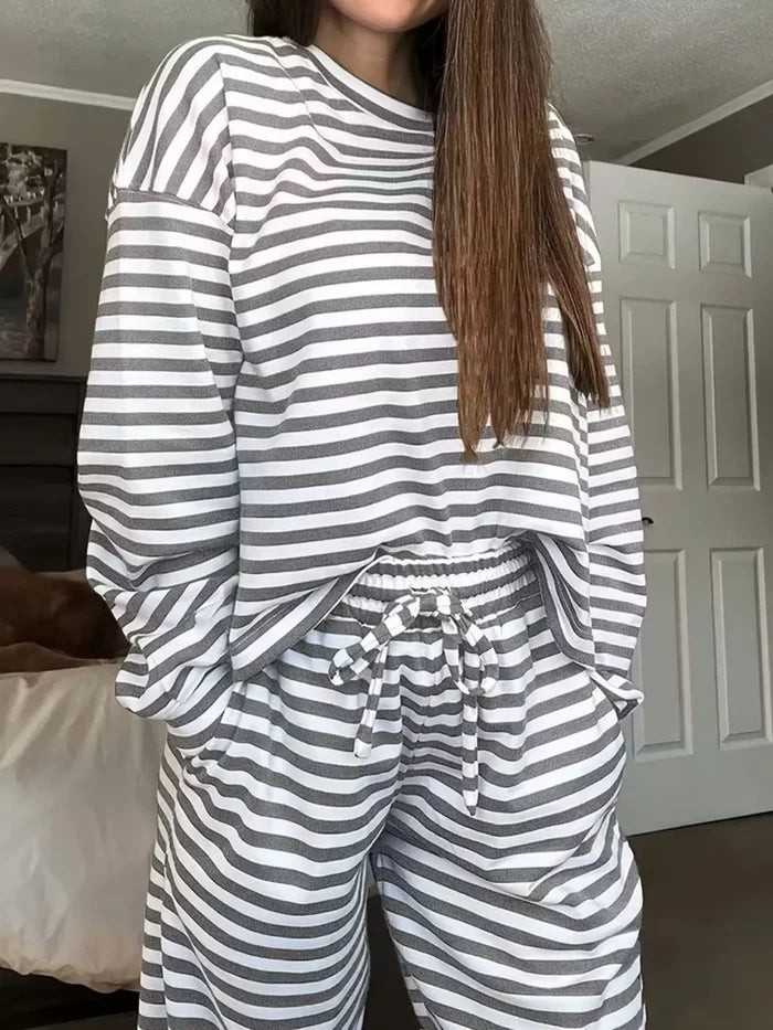 Light Gray / S