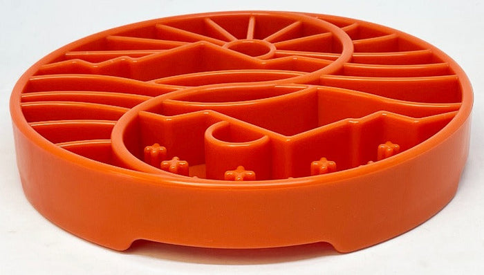 Sun-and-Moon Tray for a Divided Meal