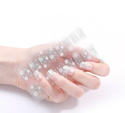 The Snowflake Gel Nails-0
